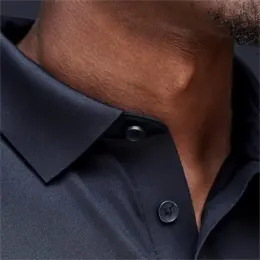 Mens Alex Varga Questana Seamless Golf Shirt Close Up Collar